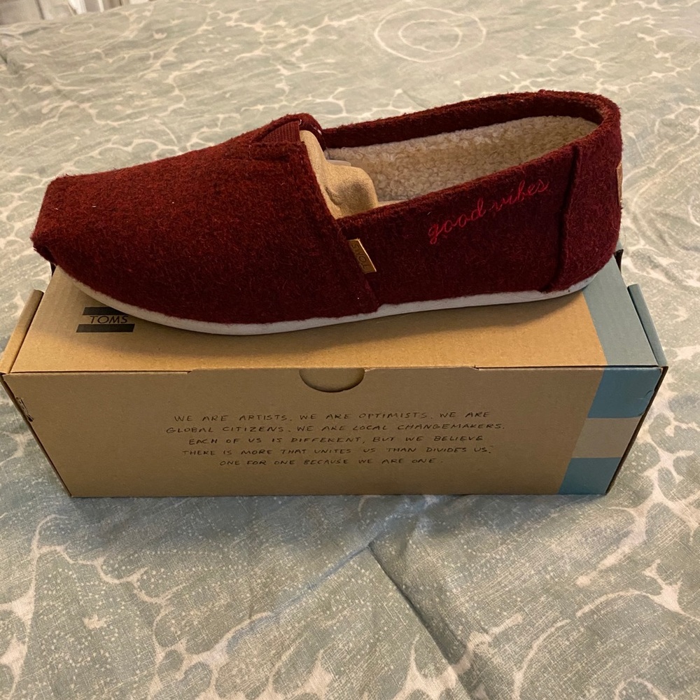 TOMS Good Vibes Burnt Henna with Shearling (8)